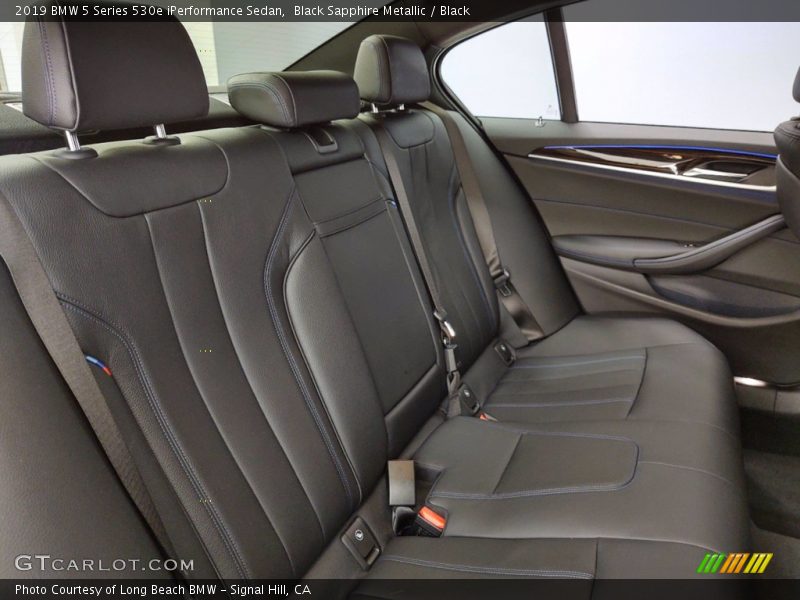 Black Sapphire Metallic / Black 2019 BMW 5 Series 530e iPerformance Sedan