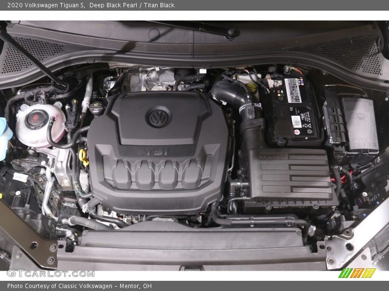 Deep Black Pearl / Titan Black 2020 Volkswagen Tiguan S