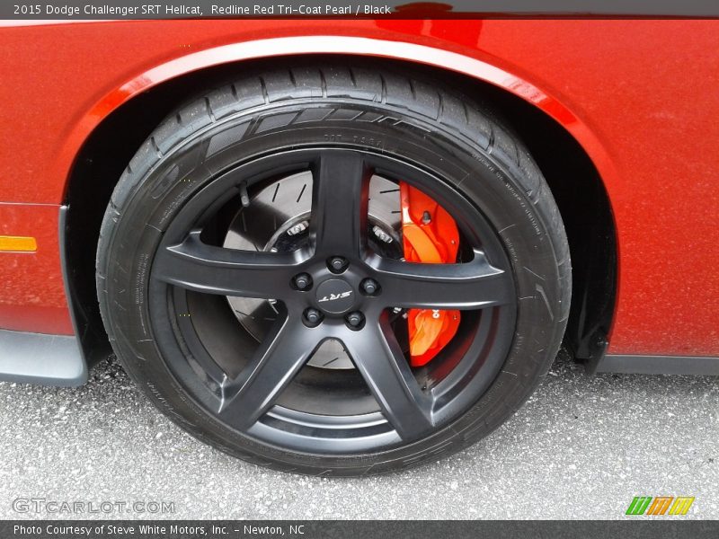 Redline Red Tri-Coat Pearl / Black 2015 Dodge Challenger SRT Hellcat