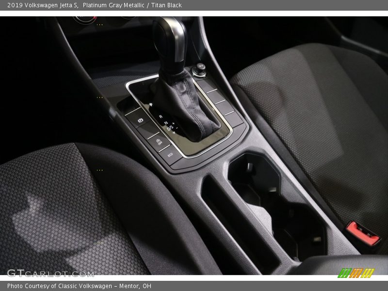 Platinum Gray Metallic / Titan Black 2019 Volkswagen Jetta S