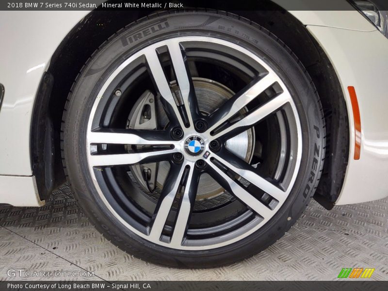 Mineral White Metallic / Black 2018 BMW 7 Series 740i Sedan