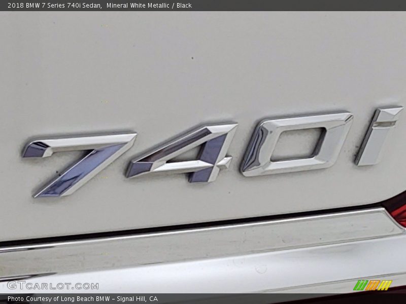 Mineral White Metallic / Black 2018 BMW 7 Series 740i Sedan
