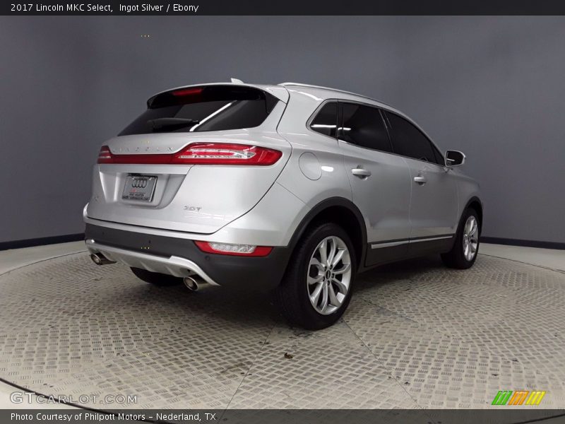 Ingot Silver / Ebony 2017 Lincoln MKC Select