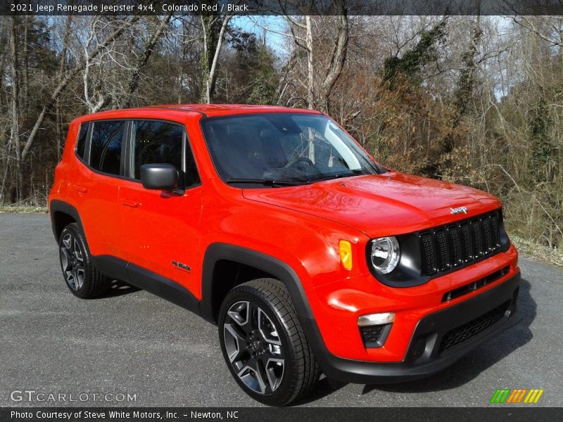 Front 3/4 View of 2021 Renegade Jeepster 4x4