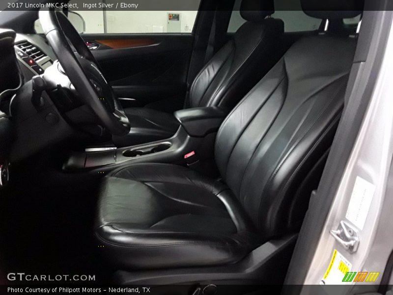 Ingot Silver / Ebony 2017 Lincoln MKC Select