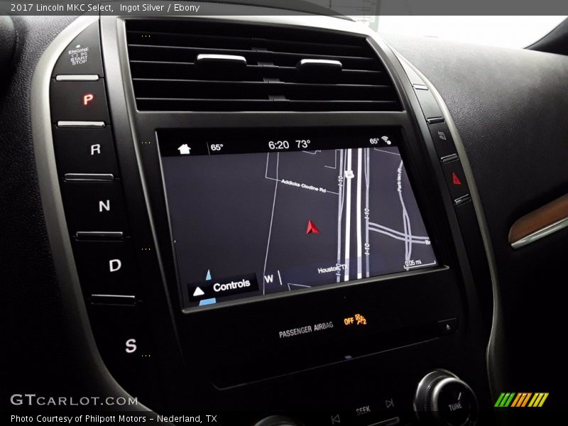 Ingot Silver / Ebony 2017 Lincoln MKC Select