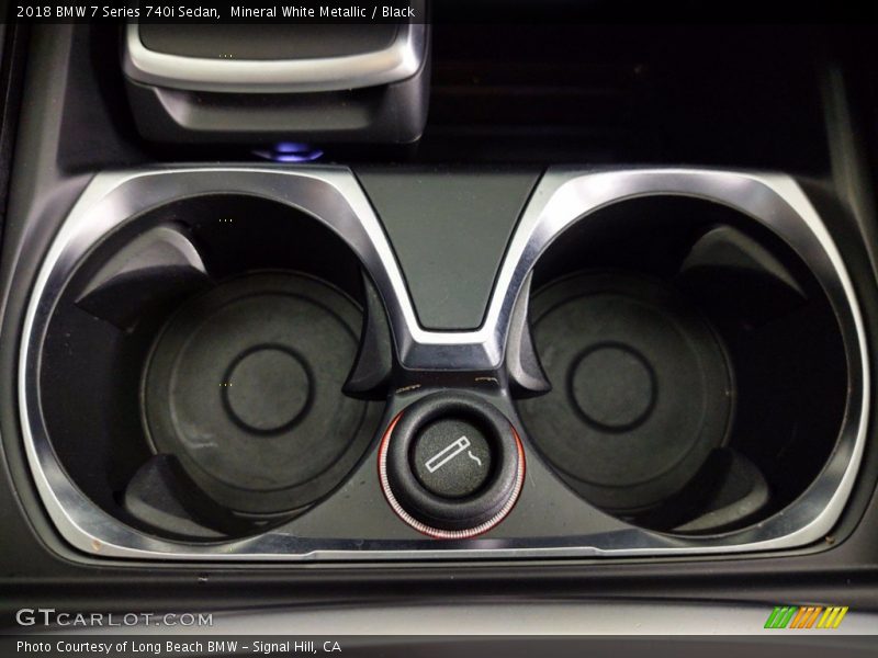 Mineral White Metallic / Black 2018 BMW 7 Series 740i Sedan