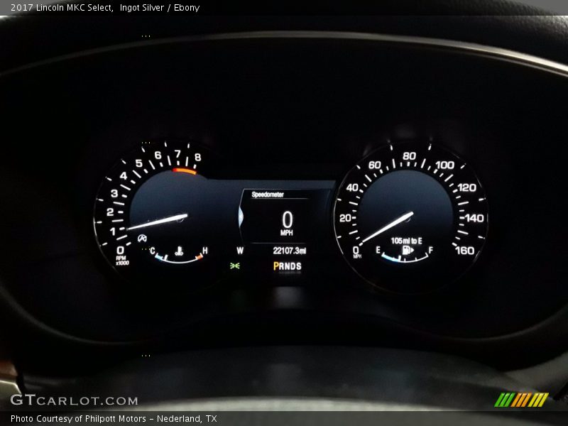 Ingot Silver / Ebony 2017 Lincoln MKC Select