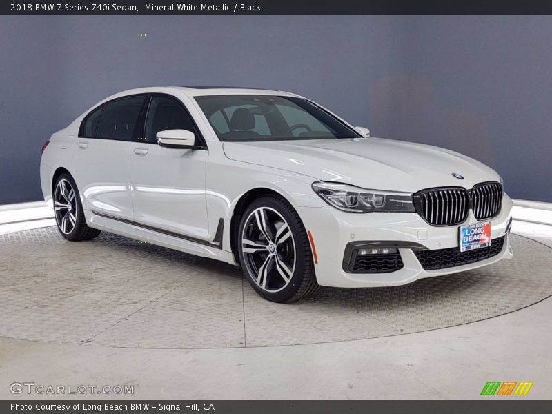 Mineral White Metallic / Black 2018 BMW 7 Series 740i Sedan