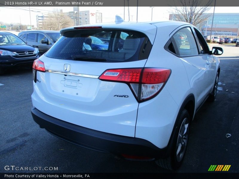 Platinum White Pearl / Gray 2019 Honda HR-V LX AWD