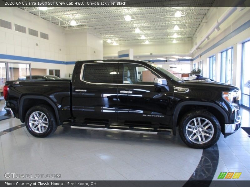 Onyx Black / Jet Black 2020 GMC Sierra 1500 SLT Crew Cab 4WD