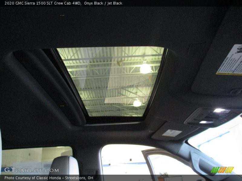 Onyx Black / Jet Black 2020 GMC Sierra 1500 SLT Crew Cab 4WD