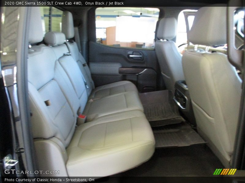 Onyx Black / Jet Black 2020 GMC Sierra 1500 SLT Crew Cab 4WD