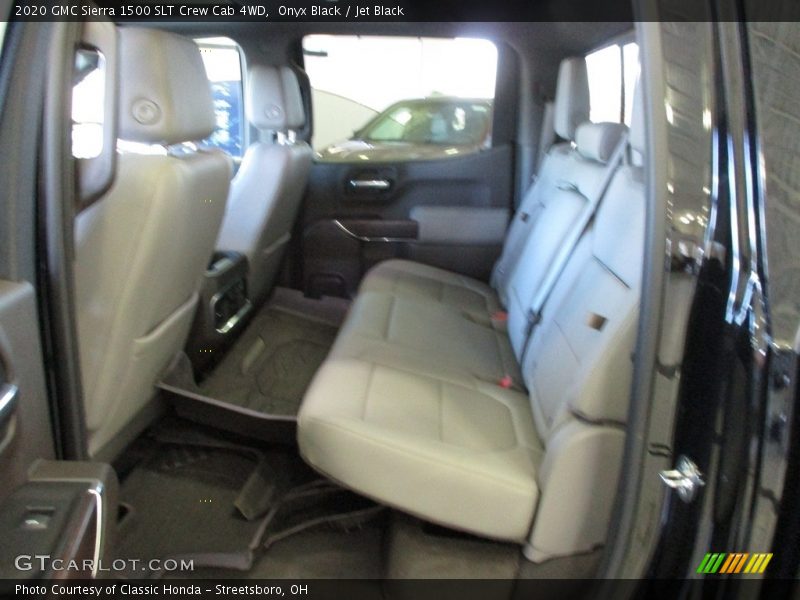 Onyx Black / Jet Black 2020 GMC Sierra 1500 SLT Crew Cab 4WD