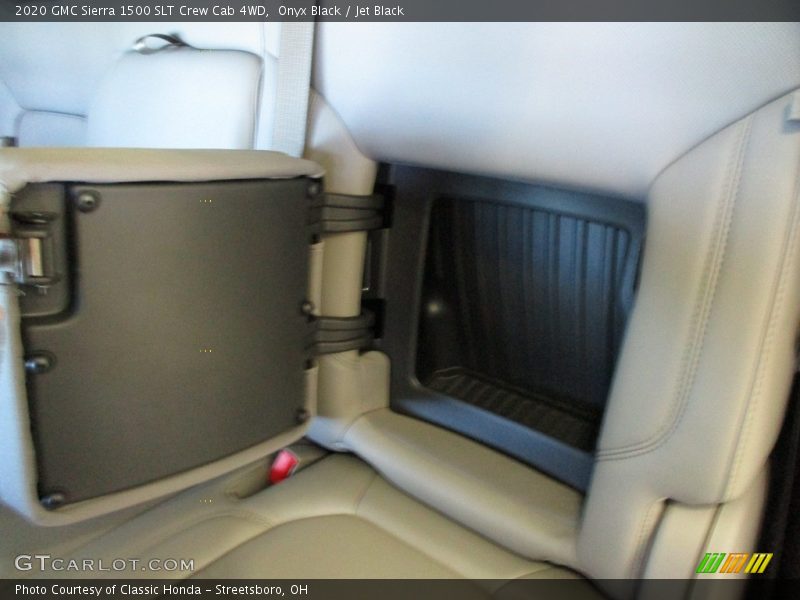 Onyx Black / Jet Black 2020 GMC Sierra 1500 SLT Crew Cab 4WD
