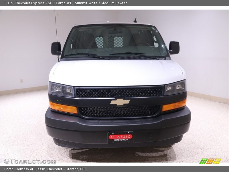 Summit White / Medium Pewter 2019 Chevrolet Express 2500 Cargo WT