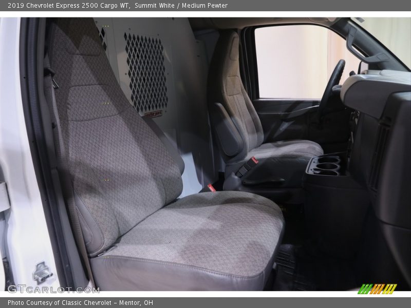 Summit White / Medium Pewter 2019 Chevrolet Express 2500 Cargo WT