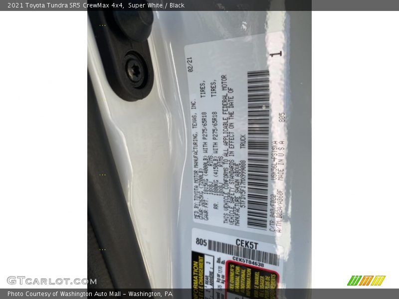 Super White / Black 2021 Toyota Tundra SR5 CrewMax 4x4