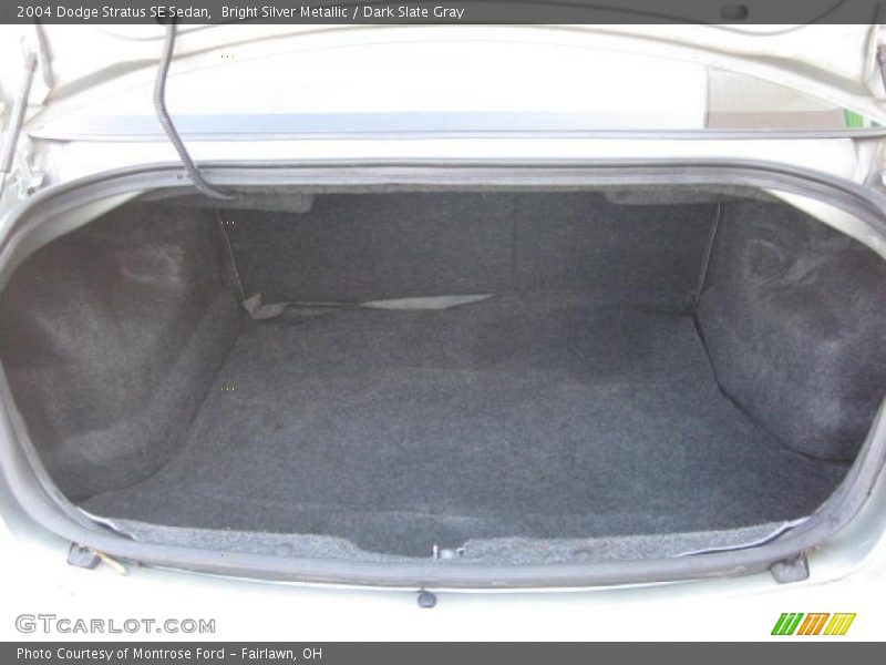 Bright Silver Metallic / Dark Slate Gray 2004 Dodge Stratus SE Sedan