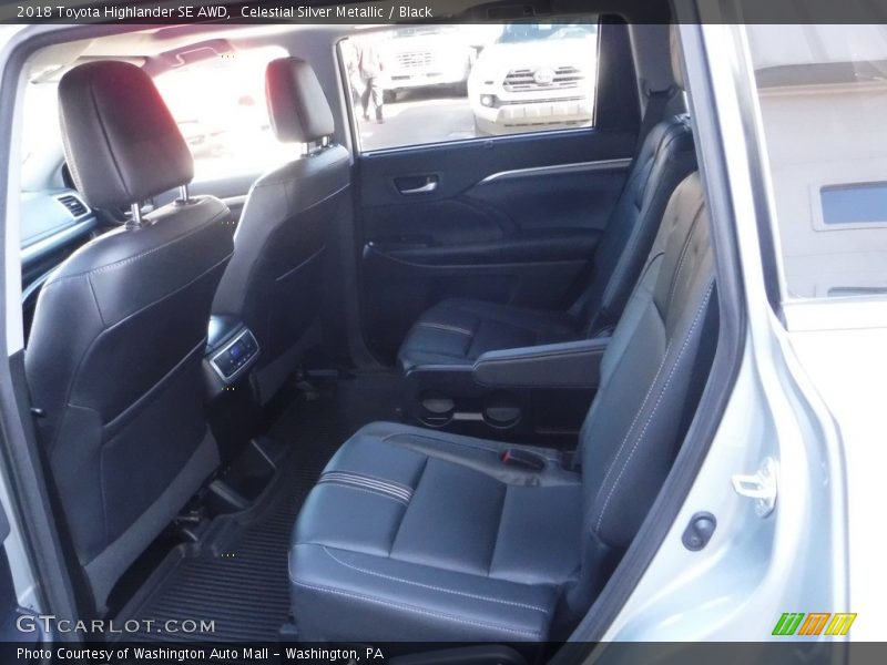 Celestial Silver Metallic / Black 2018 Toyota Highlander SE AWD