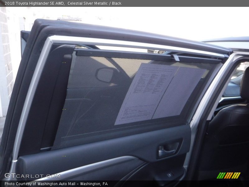 Celestial Silver Metallic / Black 2018 Toyota Highlander SE AWD