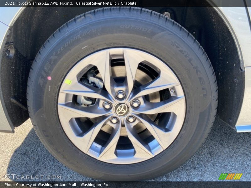 Celestial Silver Metallic / Graphite 2021 Toyota Sienna XLE AWD Hybrid
