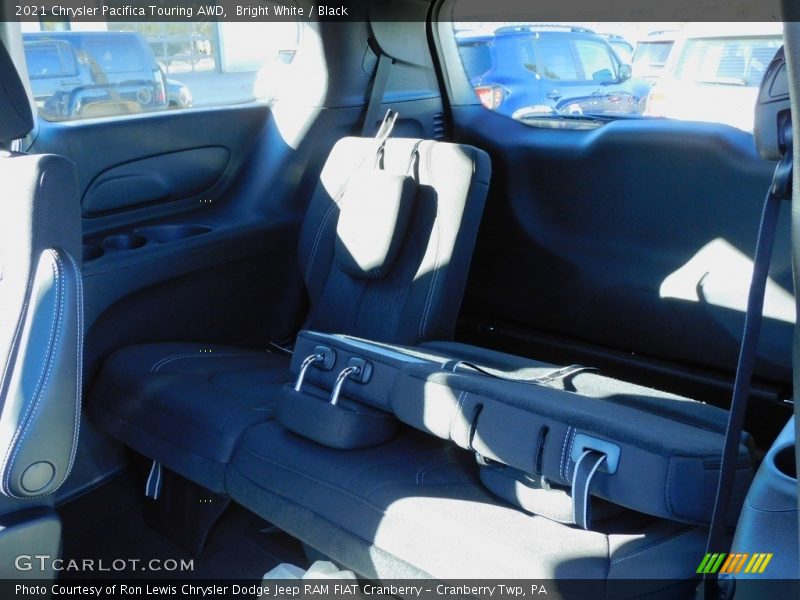 Bright White / Black 2021 Chrysler Pacifica Touring AWD