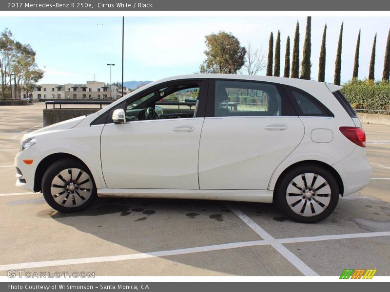 Cirrus White / Black 2017 Mercedes-Benz B 250e