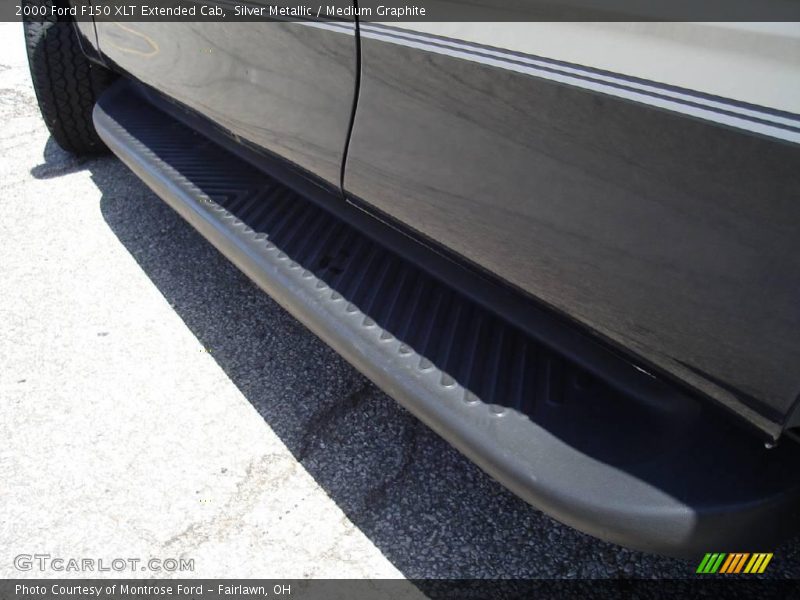Silver Metallic / Medium Graphite 2000 Ford F150 XLT Extended Cab