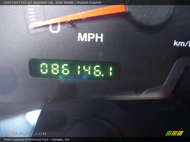 Silver Metallic / Medium Graphite 2000 Ford F150 XLT Extended Cab