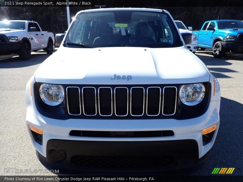 Alpine White / Black 2021 Jeep Renegade Sport