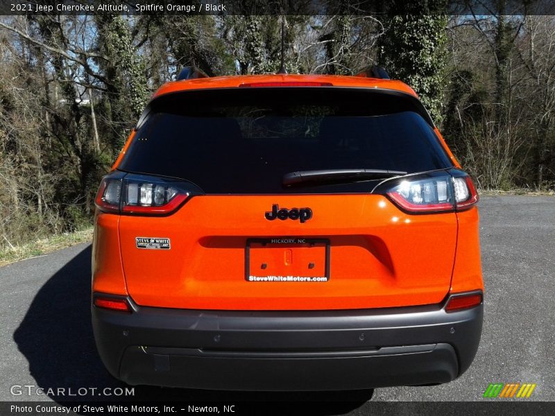 Spitfire Orange / Black 2021 Jeep Cherokee Altitude