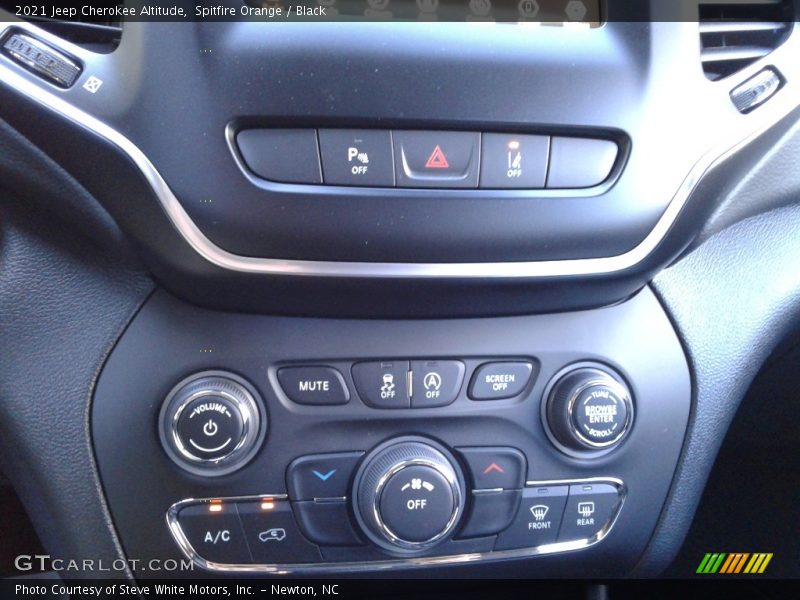Controls of 2021 Cherokee Altitude