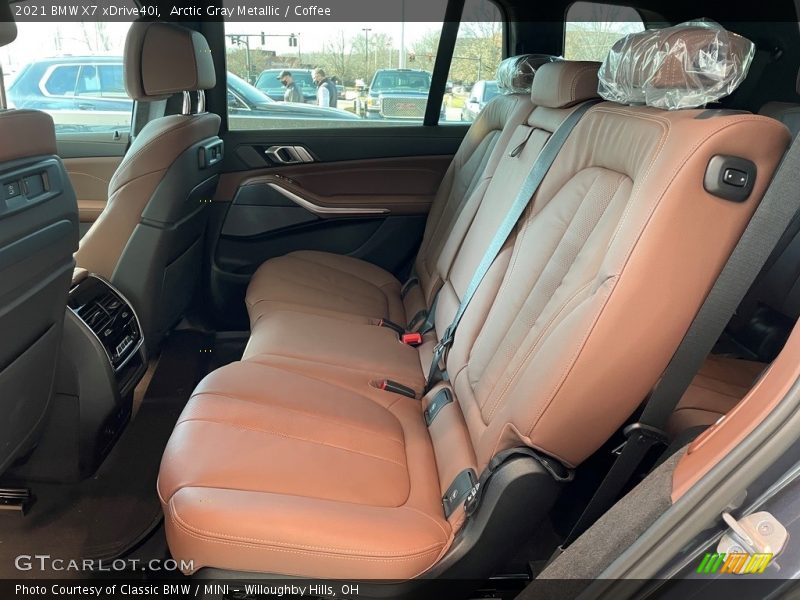 Arctic Gray Metallic / Coffee 2021 BMW X7 xDrive40i