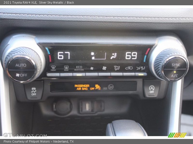 Silver Sky Metallic / Black 2021 Toyota RAV4 XLE