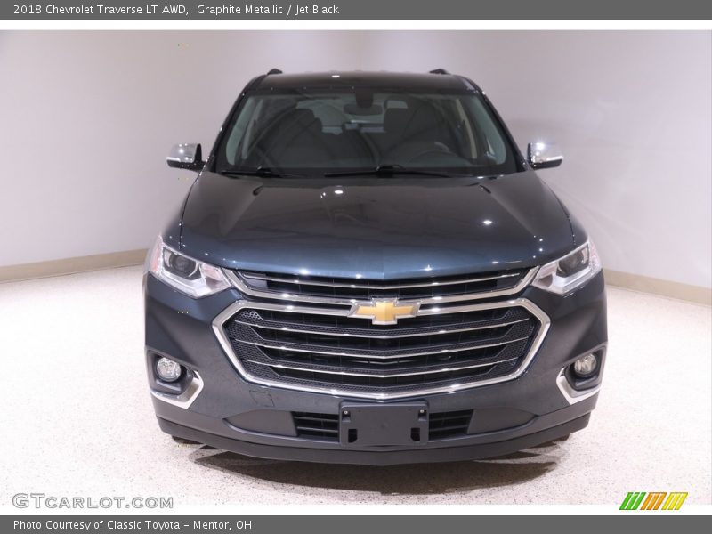Graphite Metallic / Jet Black 2018 Chevrolet Traverse LT AWD