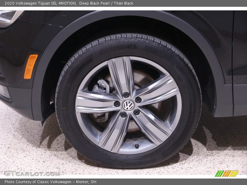 Deep Black Pearl / Titan Black 2020 Volkswagen Tiguan SEL 4MOTION