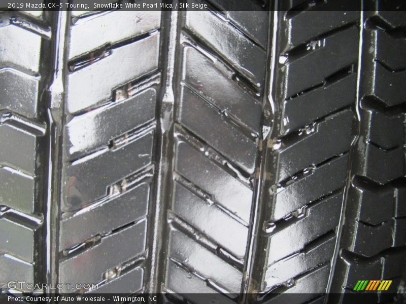 Snowflake White Pearl Mica / Silk Beige 2019 Mazda CX-5 Touring