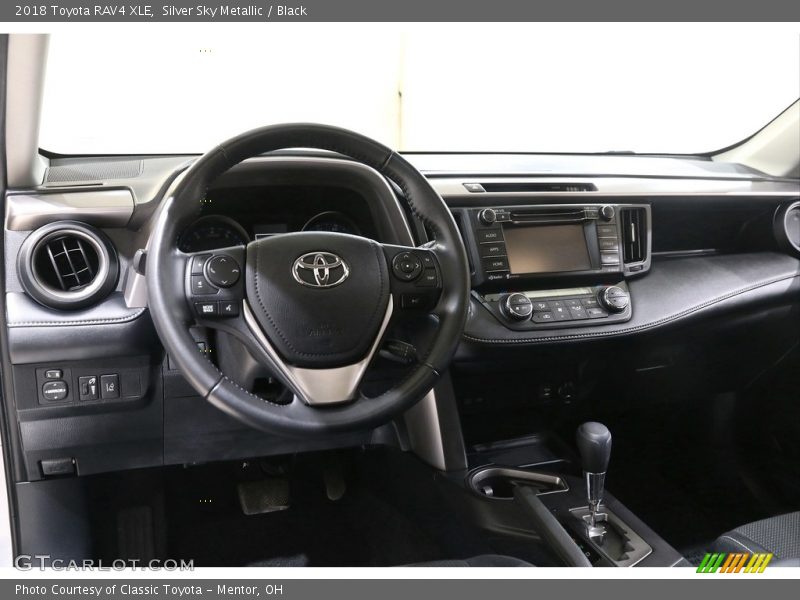 Silver Sky Metallic / Black 2018 Toyota RAV4 XLE