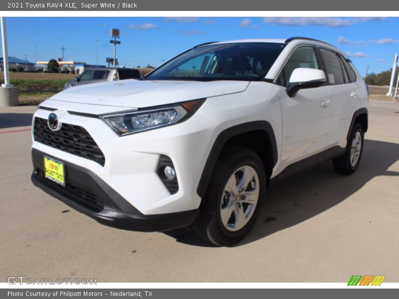 Super White / Black 2021 Toyota RAV4 XLE