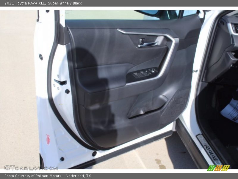 Super White / Black 2021 Toyota RAV4 XLE