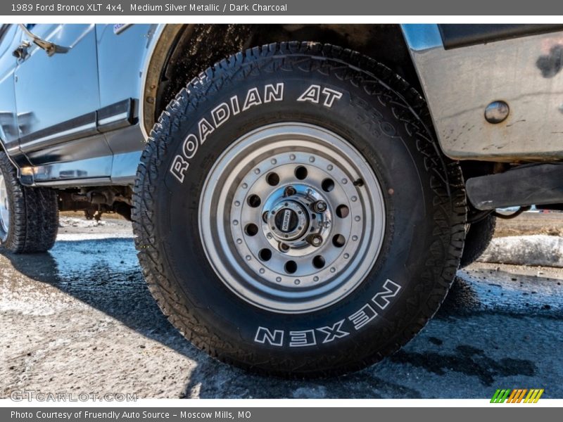 Medium Silver Metallic / Dark Charcoal 1989 Ford Bronco XLT 4x4