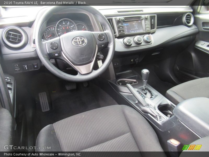 Barcelona Red Metallic / Black 2016 Toyota RAV4 LE
