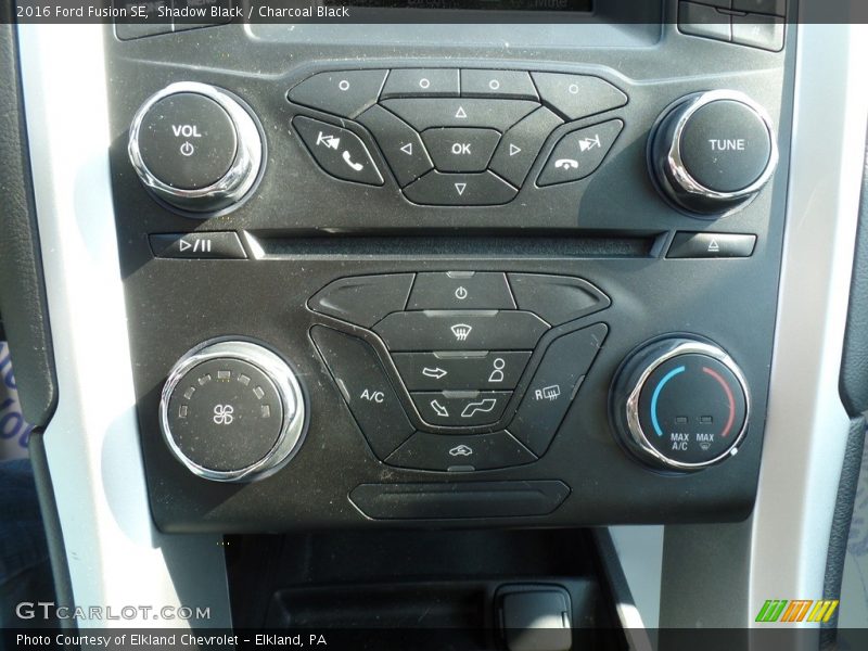Shadow Black / Charcoal Black 2016 Ford Fusion SE