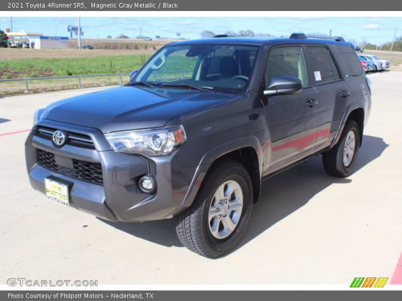 Magnetic Gray Metallic / Black 2021 Toyota 4Runner SR5