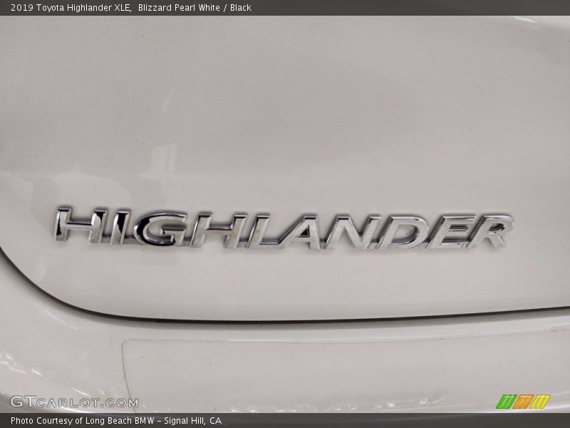 Blizzard Pearl White / Black 2019 Toyota Highlander XLE