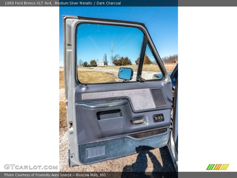 Door Panel of 1989 Bronco XLT 4x4