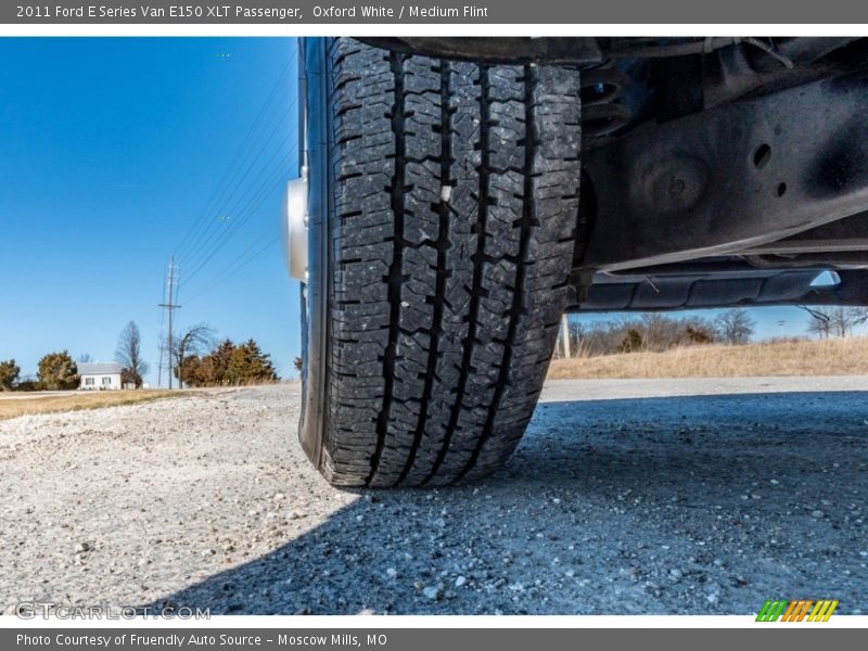 Oxford White / Medium Flint 2011 Ford E Series Van E150 XLT Passenger
