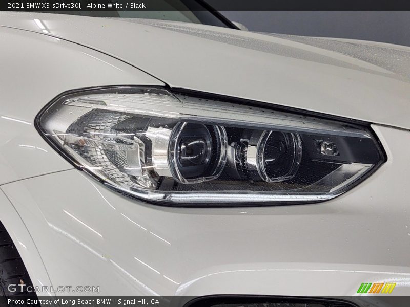 Alpine White / Black 2021 BMW X3 sDrive30i