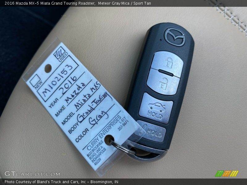 Meteor Gray Mica / Sport Tan 2016 Mazda MX-5 Miata Grand Touring Roadster